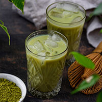 Té verde frio con hielo